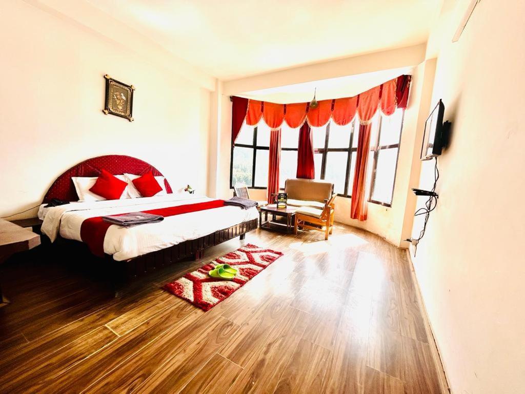 Hotel In Manali With Mountain View Near Mall Road المظهر الخارجي الصورة