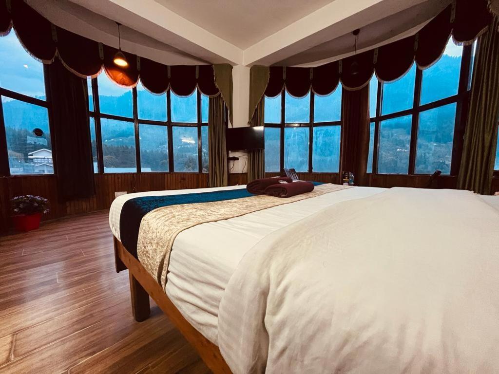 Hotel In Manali With Mountain View Near Mall Road المظهر الخارجي الصورة