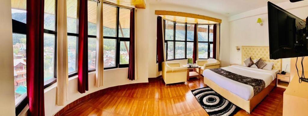 Hotel In Manali With Mountain View Near Mall Road المظهر الخارجي الصورة